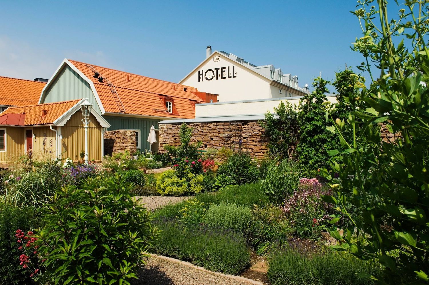 hotell-borgholm-wine-table